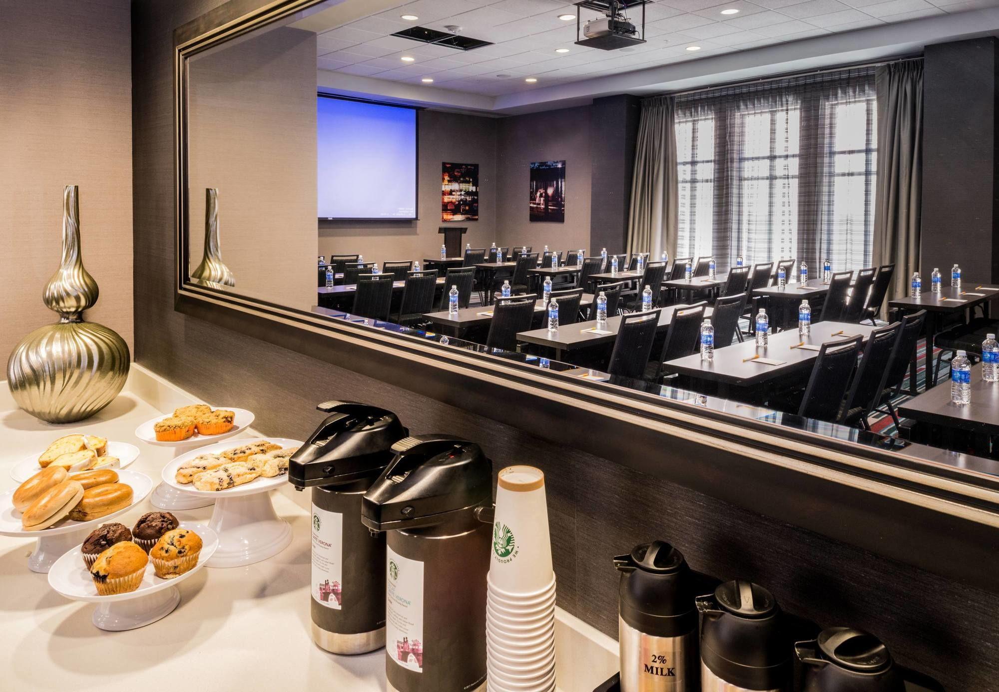 Courtyard By Marriott Wilmington Downtown/Historic District Hotel Ngoại thất bức ảnh