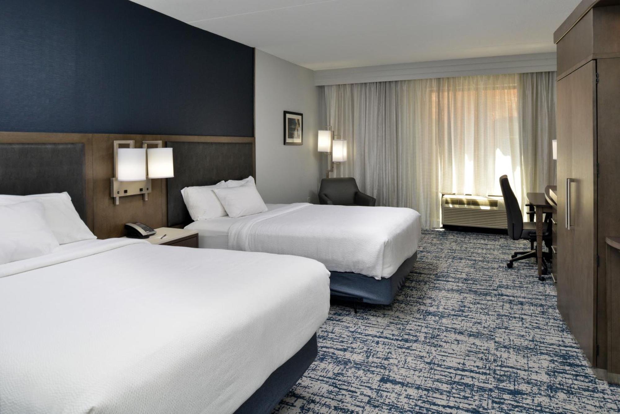 Courtyard By Marriott Wilmington Downtown/Historic District Hotel Ngoại thất bức ảnh
