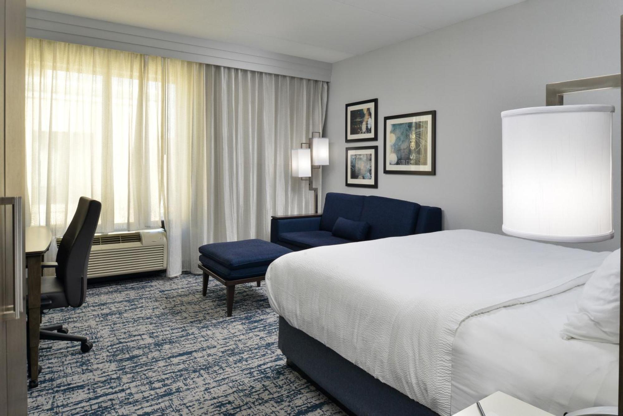Courtyard By Marriott Wilmington Downtown/Historic District Hotel Ngoại thất bức ảnh