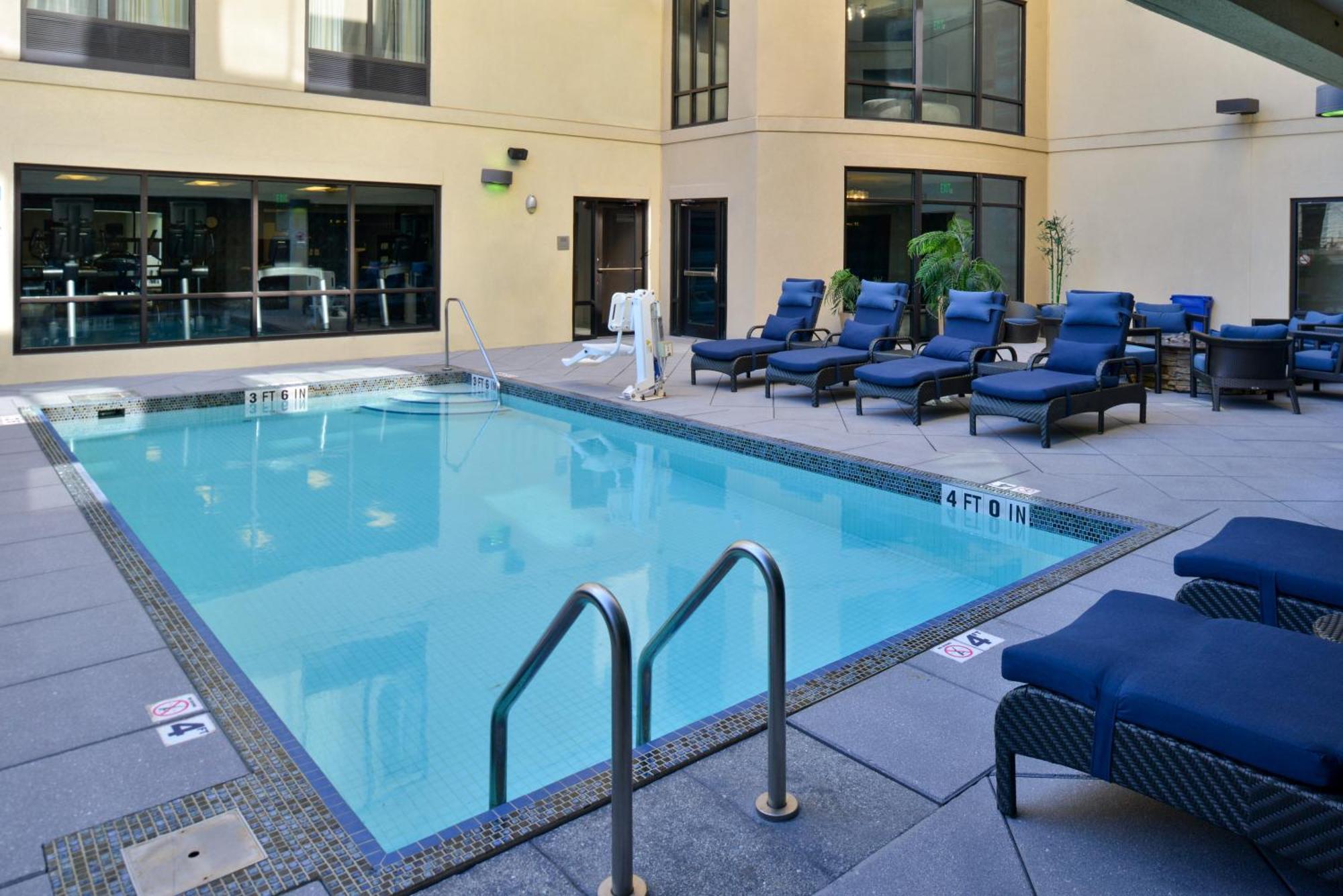 Courtyard By Marriott Wilmington Downtown/Historic District Hotel Ngoại thất bức ảnh