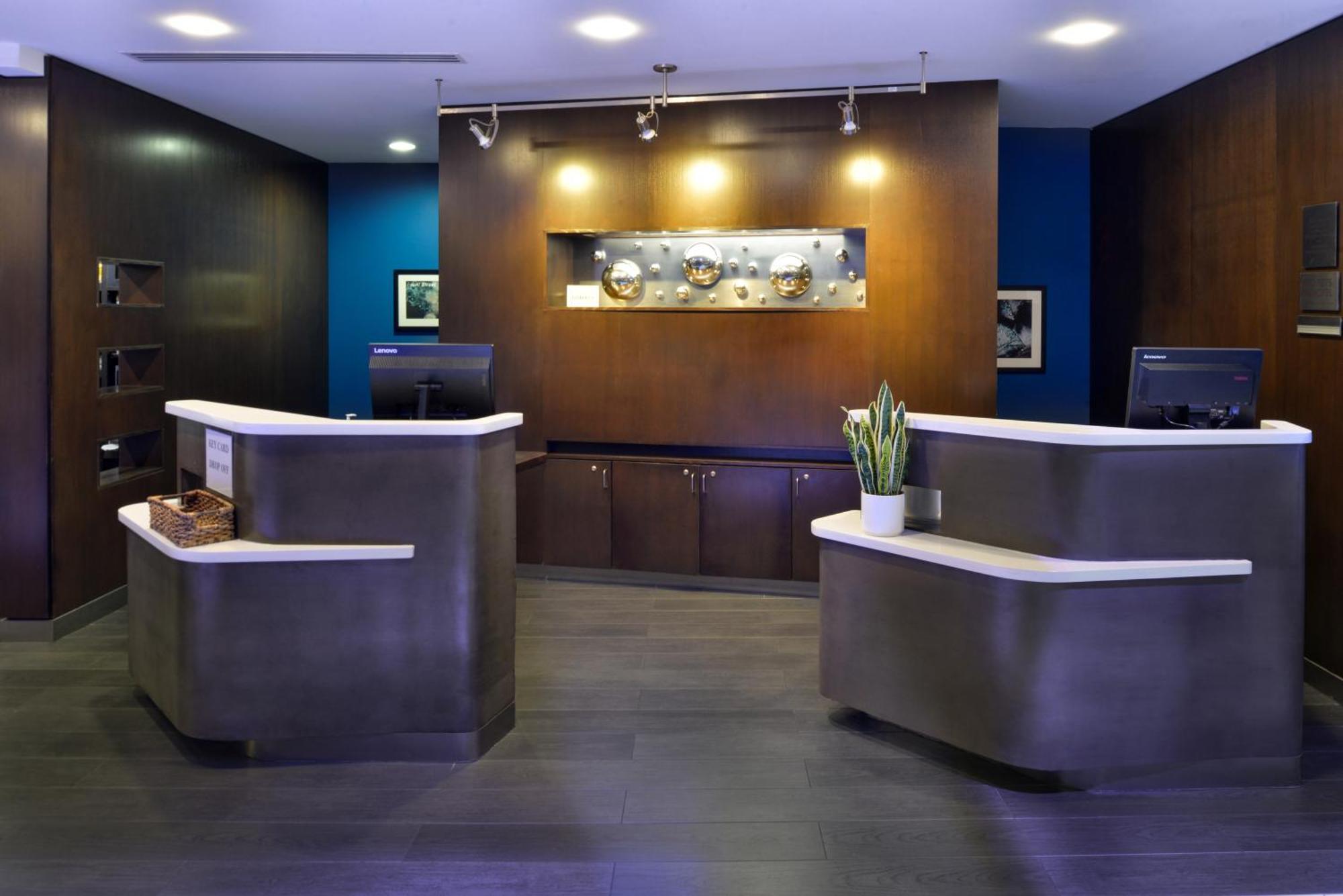 Courtyard By Marriott Wilmington Downtown/Historic District Hotel Ngoại thất bức ảnh