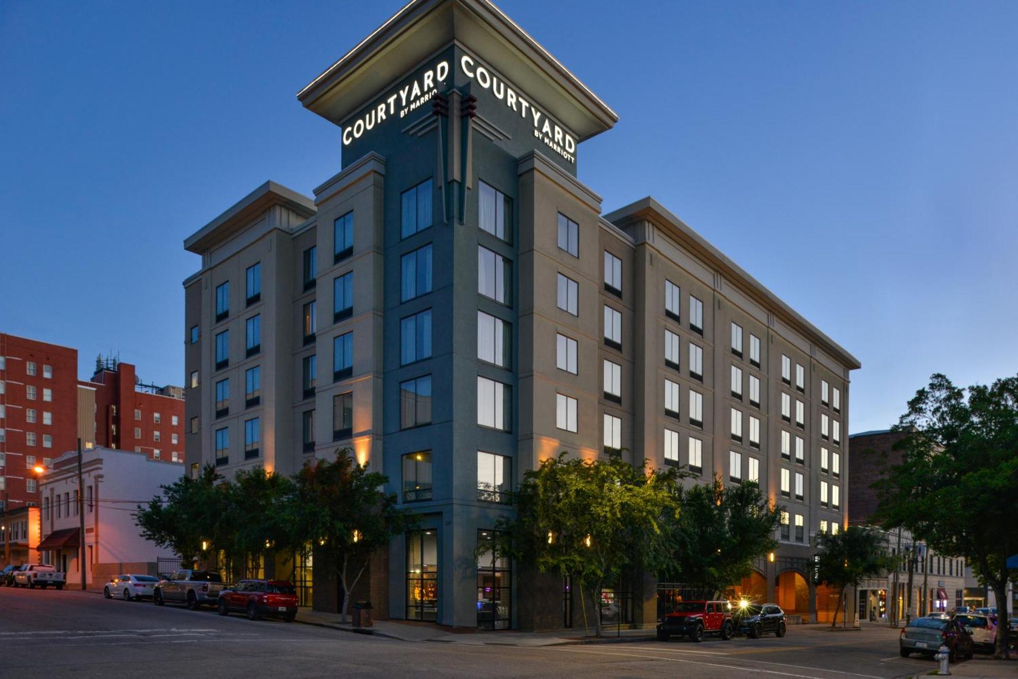 Courtyard By Marriott Wilmington Downtown/Historic District Hotel Ngoại thất bức ảnh