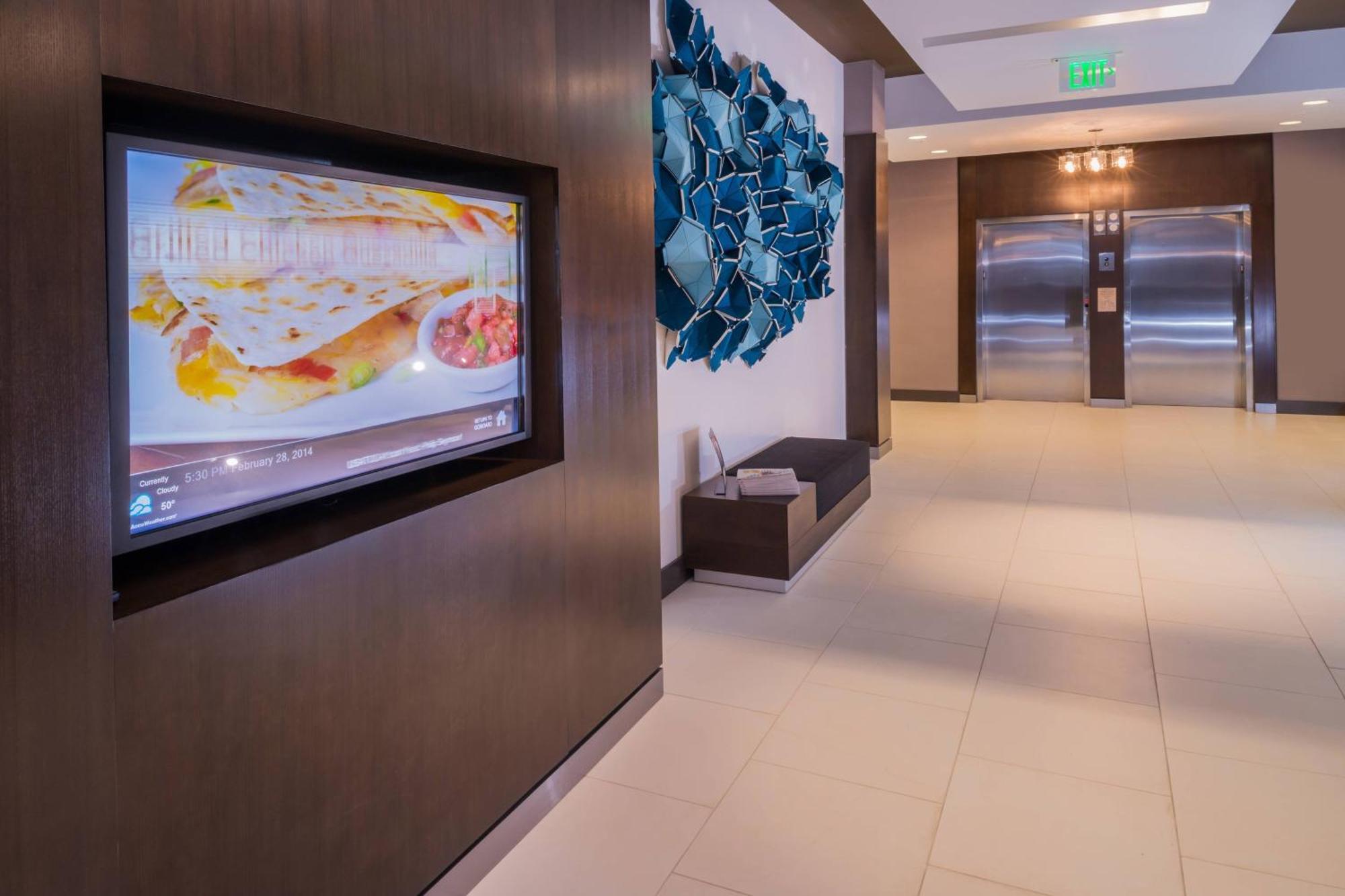 Courtyard By Marriott Wilmington Downtown/Historic District Hotel Ngoại thất bức ảnh