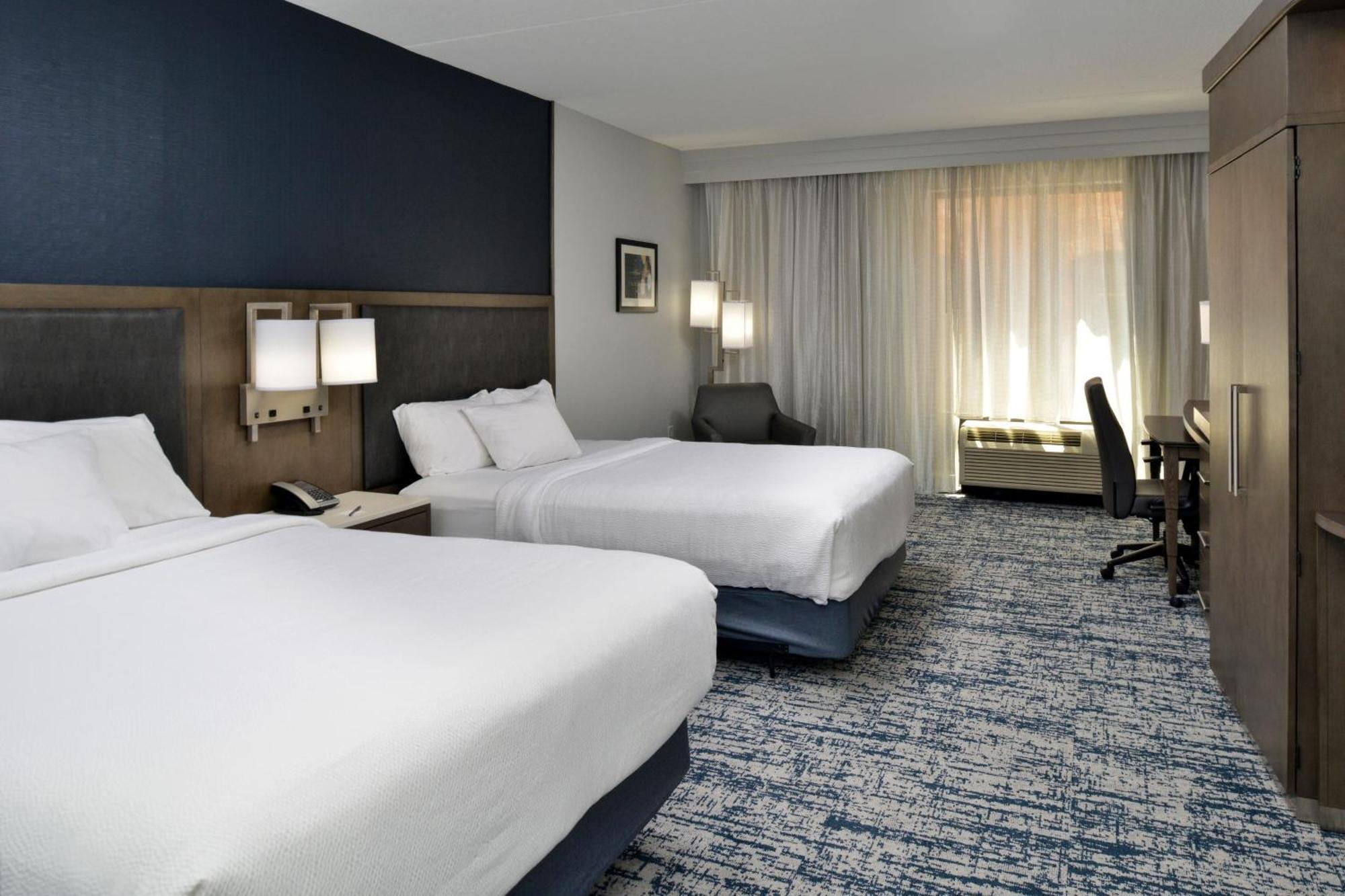 Courtyard By Marriott Wilmington Downtown/Historic District Hotel Ngoại thất bức ảnh