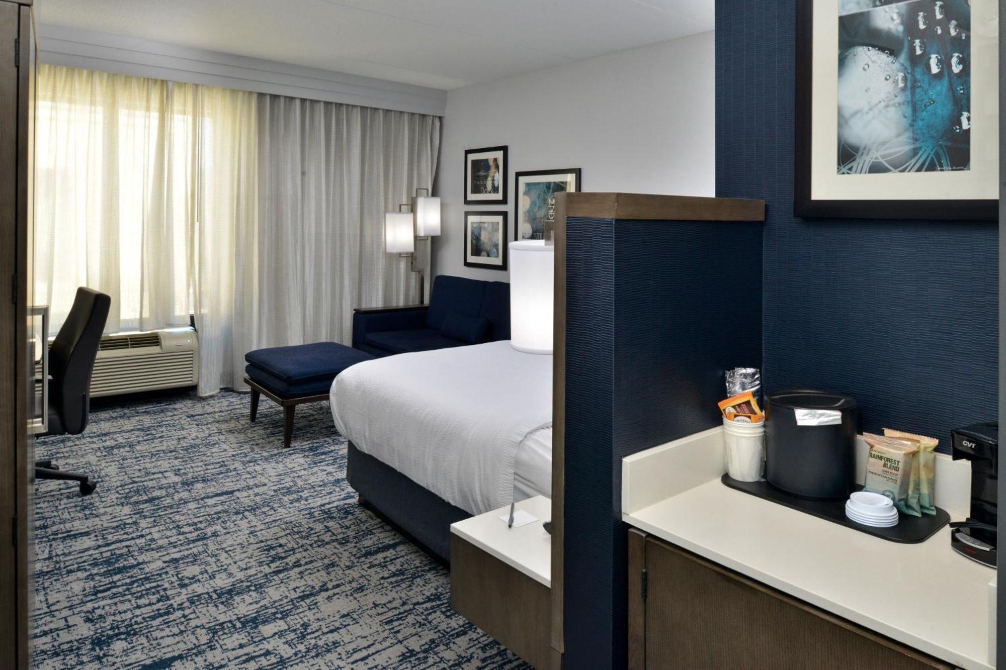 Courtyard By Marriott Wilmington Downtown/Historic District Hotel Ngoại thất bức ảnh